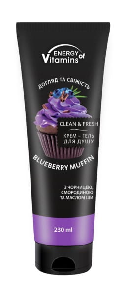Beeren-Muffin-Duschgel von UKRAIŃSKIE KOSMETYKI in 230 ml Flasche mit Beerenduft, cremige Textur, auf einem Badezimmer tabelle