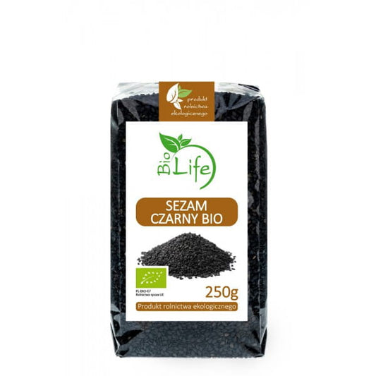 Schwarzer Bio Sesam 250g von BIO LIFE, Nahaufnahme der Sesamsamen in einer transparenten Verpackung.