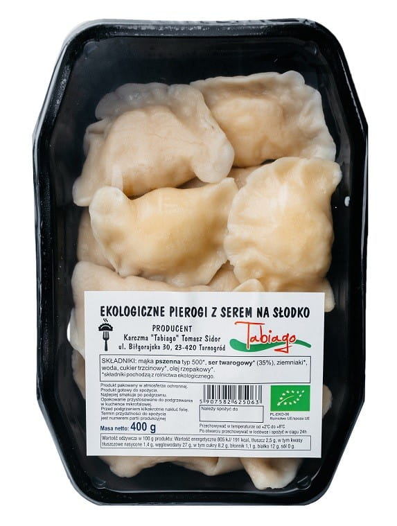 Süße Käse-Knödel aus Bio-Zutaten von KARCZMA TABIAGO, 400 g, auf einem Teller serviert, frisch und appetitlich.
