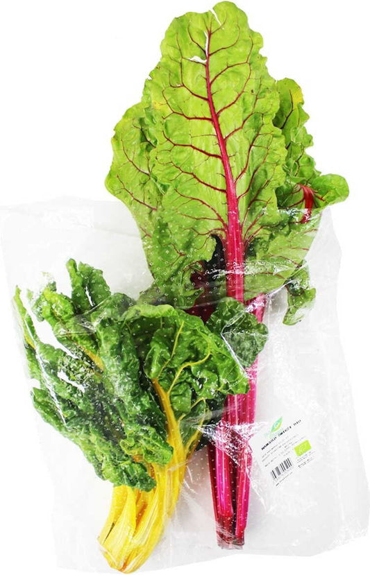 Frischer bio Mangold vom BIO PLANET, ca. 1 kg, grüne Blätter und Stiele, gesundes Gemüse, Nahaufnahme