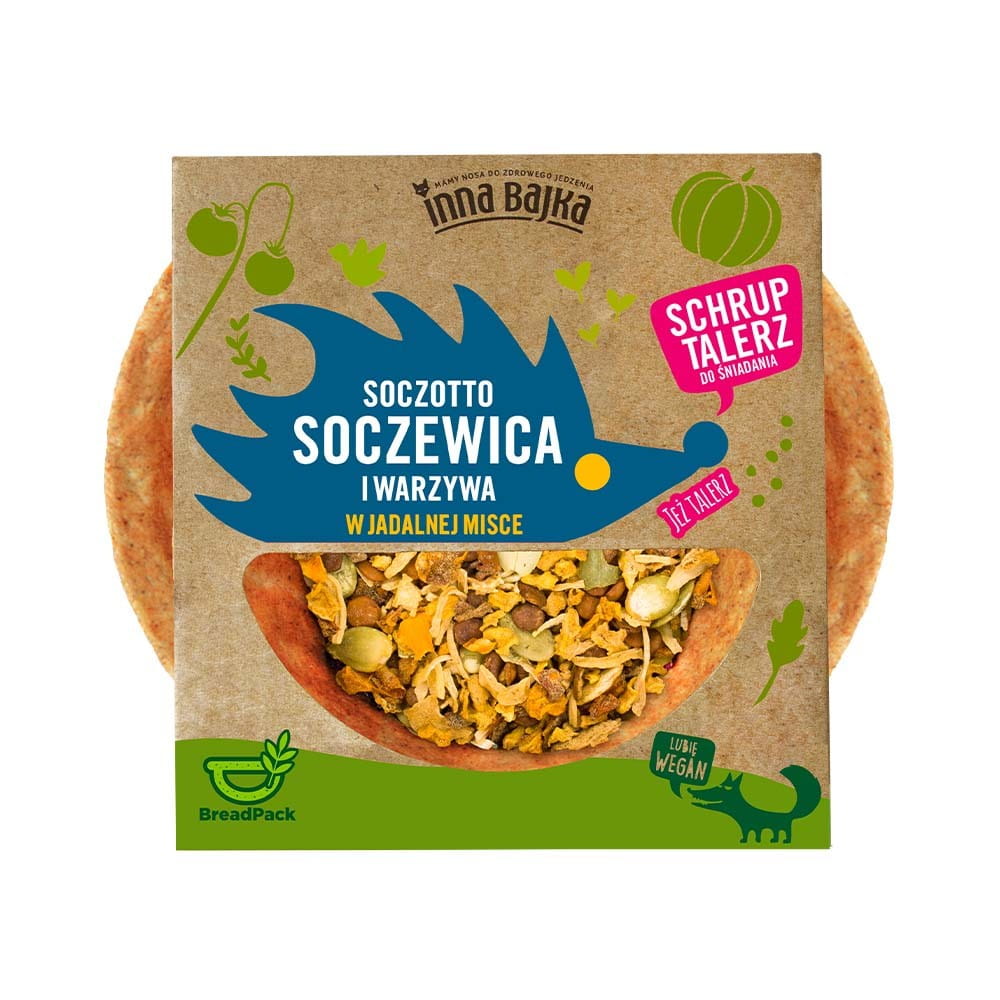 Linsen und Gemüse in einer essbaren Schale von Soczotto, Marke INNA BAJKA, 115 g, auf dem Teller präsentiert.