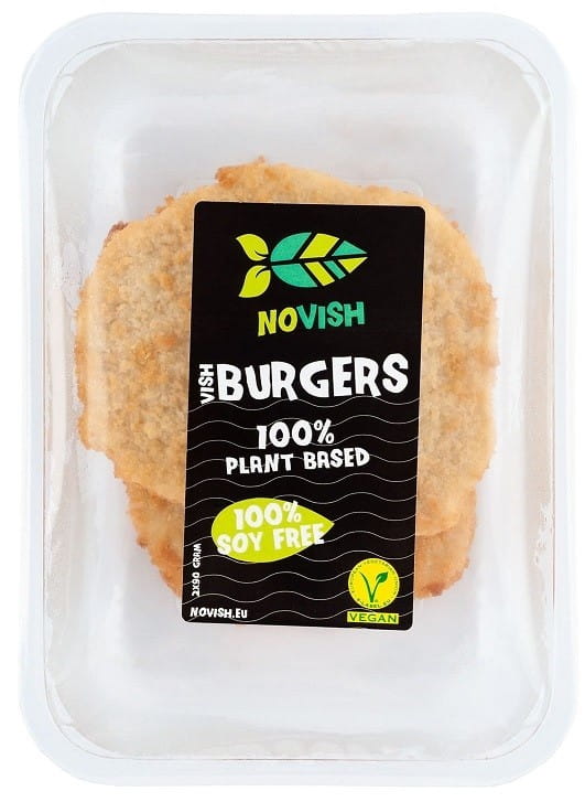 Vegetarischer Fischersatz in Burgerform von Novish, pflanzliche Fischalternative, 180 g, auf einem Teller mit Gemüse.